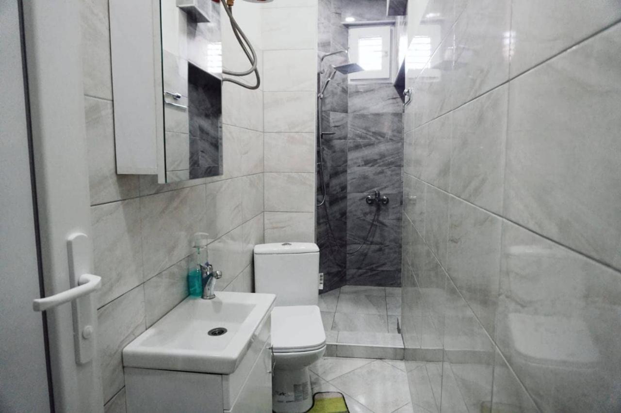 Nano Apartment Prizren Eksteriør billede